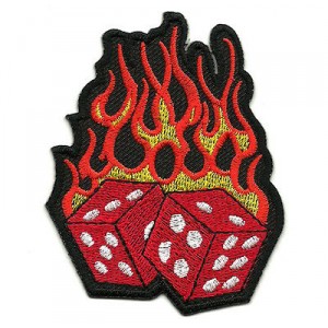 Patch écusson flaming red dice dés rouge flame